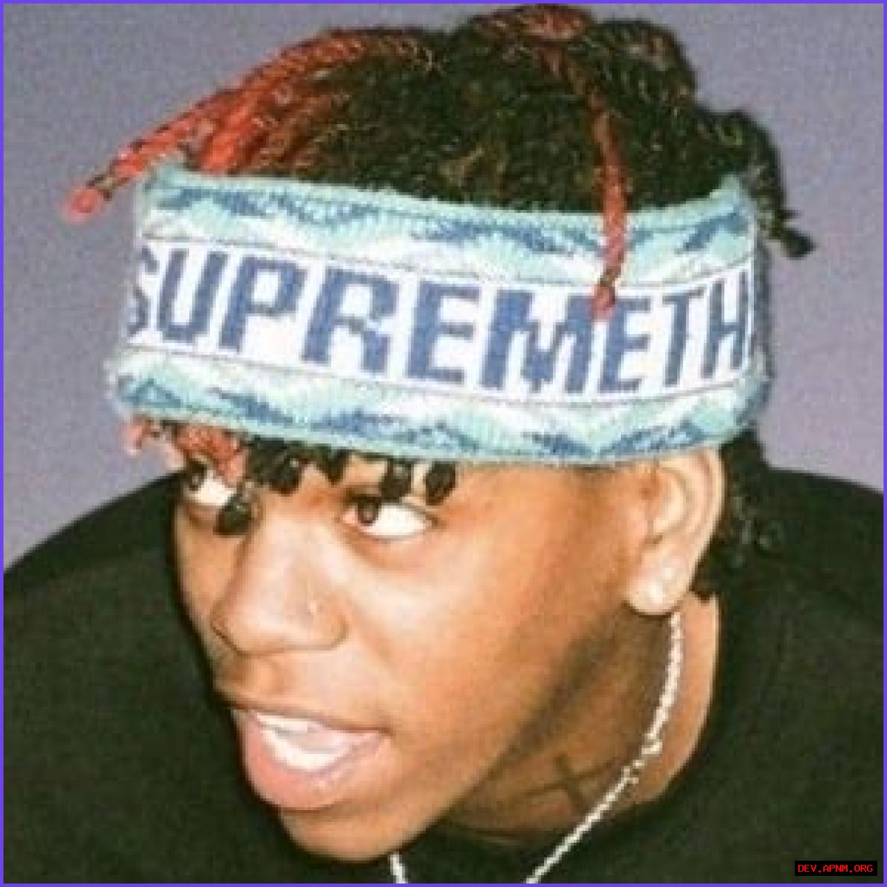 HTML